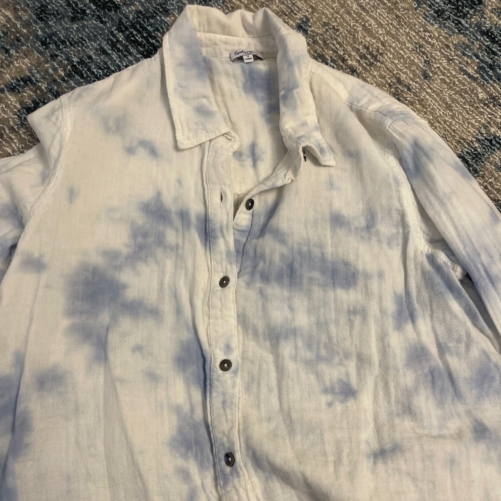 Splendid blue and white tie dye shjrt